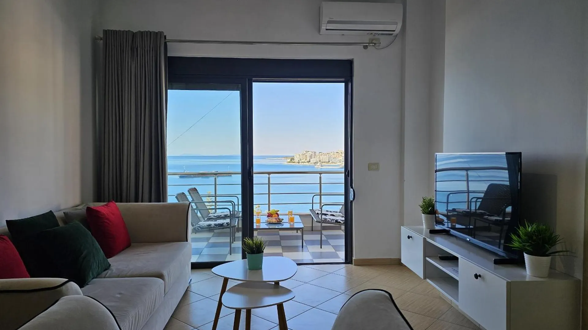 Apartmán Sunset Tarraces Sarandë 0*,